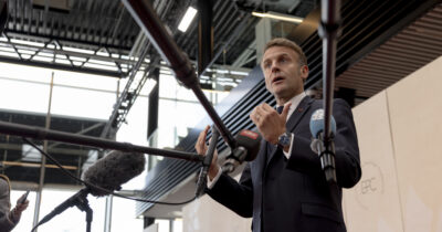 Copertina di Dopo le dimissioni del premier Lecornu vola il rendimento dei titoli di Stato: la Francia più “rischiosa” dell’Italia