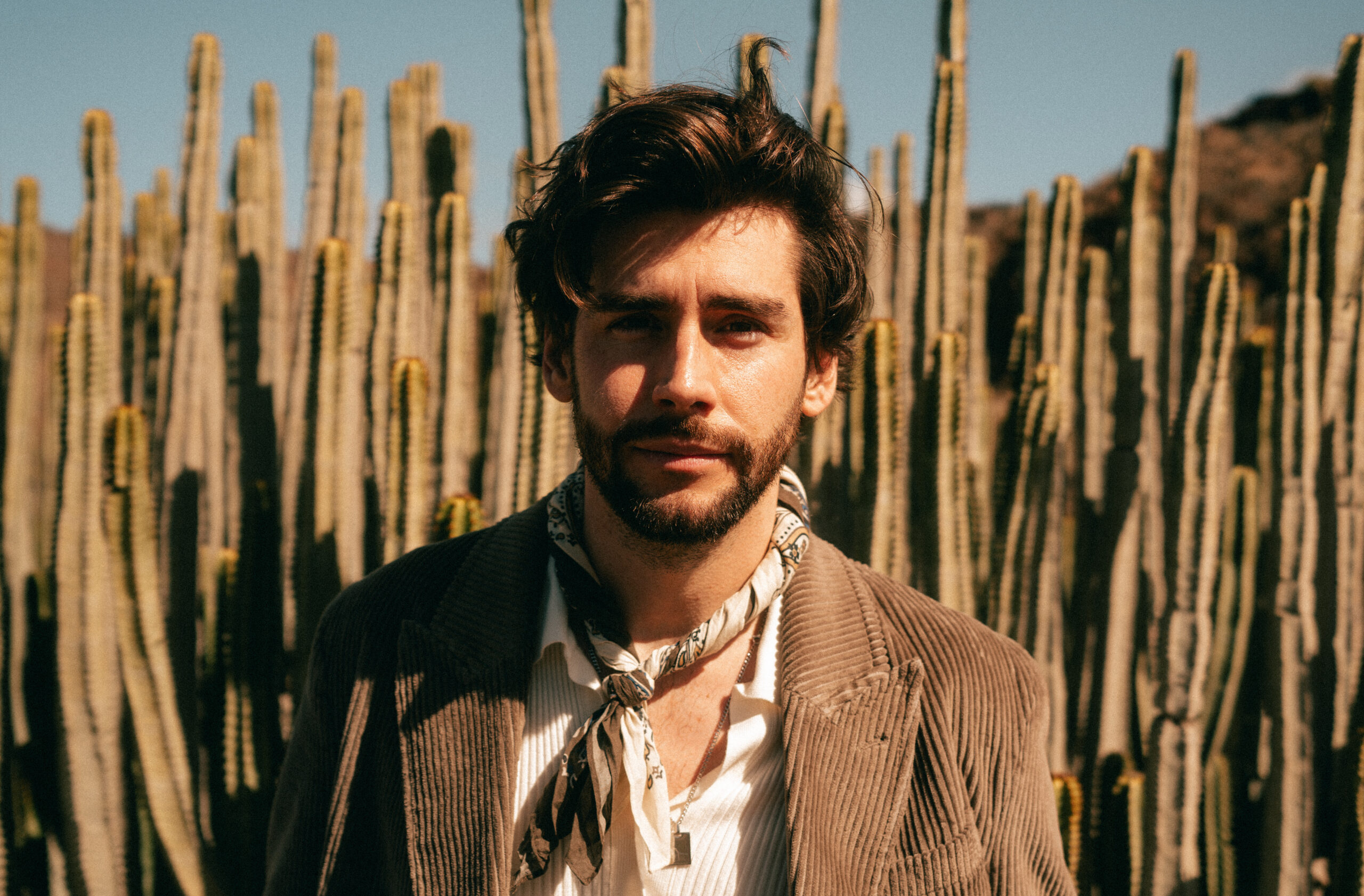 non esiste un momento giusto per fare figli il mondo 232 sempre in guerra ma ho fiducia nelle nuove generazioni alvaro soler torna con el camino