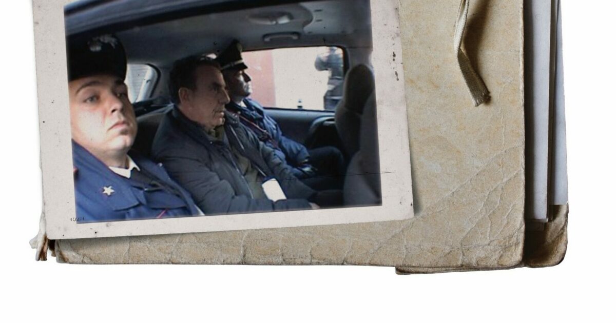 Calabria, tutti a casa del boss in cerca di voti. Cronache di un sistema