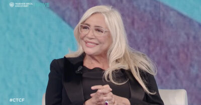 Copertina di “È davvero l’ultimo anno di Domenica In. Il prossimo sarò qui a divertirmi, ho trovato tutti i vecchi amici”: Mara Venier a “Che Tempo Che Fa” – VIDEO