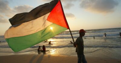Copertina di Perché i valori occidentali oggi vivono nella bandiera palestinese