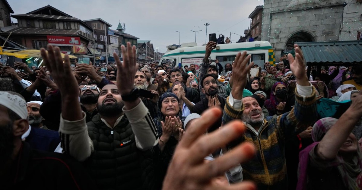 il kashmir che vedo oggi non 232 solo turismo ma quello dei cittadini che chiedono dignit224 e voce