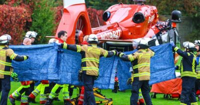 Copertina di Sindaca dell’Spd in Vestfalia accoltellata: è in pericolo di vita. Fermato il figlio di 15 anni e sospettata la figlia di 17