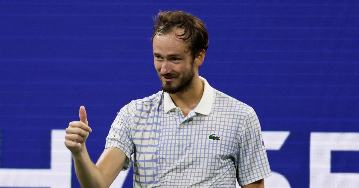 la miglior citt224 del mondo medvedev vince e sfotte i tennisti che protestano per il caldo di shanghai io soffro sempre