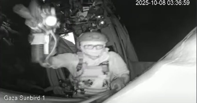 Freedom Flotilla, “sentiamo l’elicottero”, poi il buio. Così i commando delle Idf hanno assaltato la missione per Gaza