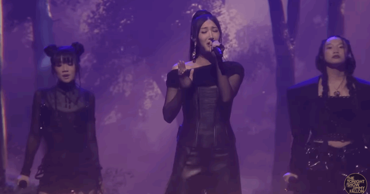 KPop Demon Hunters “strega” le classifiche e Jimmy Fallon: debutto in carne e ossa del trio Huntrix – VIDEO