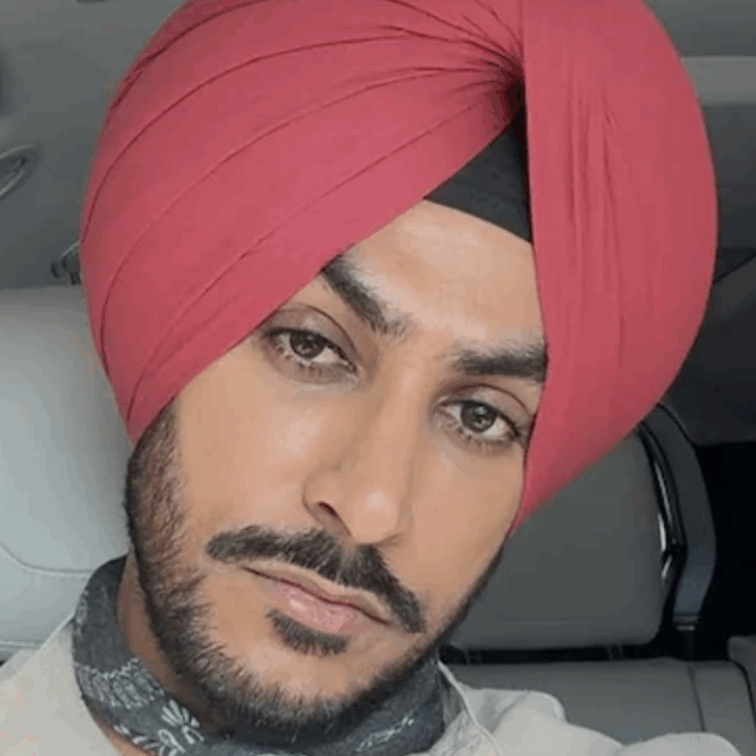 È morto Rajvir Jawanda, il cantante e attore indiano è stato ricoverato d’urgenza dopo grave un incidente in moto. Era in terapia intensiva da 11 giorni