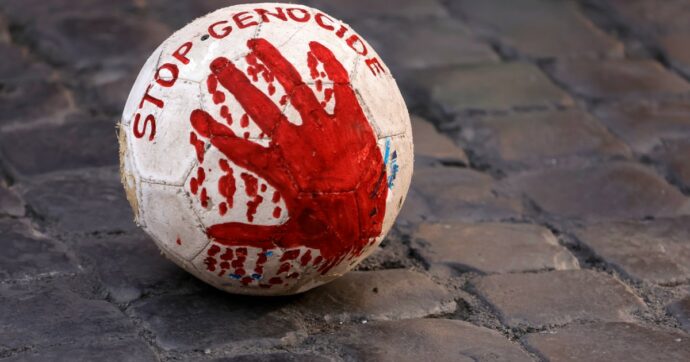 Italia-Israele, a Udine si prepara la mobilitazione pro Gaza: aderiscono 300 associazioni. “Ribadiremo a governo e Figc da che parte sta il popolo”