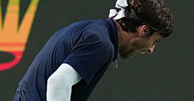 Copertina di Musetti, la corsa verso Torino si complica: Auger-Aliassime lo batte e recupera punti per le Atp Finals | La nuova classifica Race