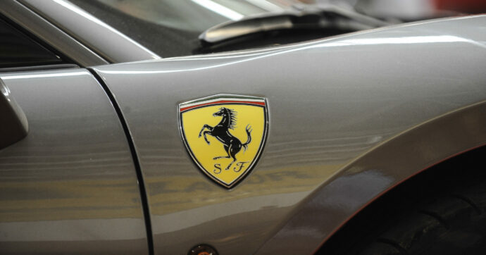 Ferrari svela il piano strategico e il titolo crolla in Borsa: cosa non è piaciuto agli investitori?