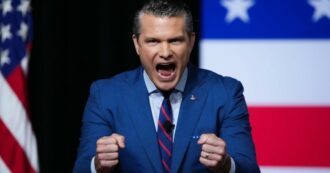 Copertina di Pentagono contro Anthropic: il Ceo Amodei convocato da Hegseth dopo il caso Venezuela. Cosa rischia la startup che vuole una AI “etica”