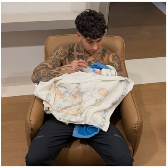 “La nostra bimba è qui. E come ve lo spiego…”: è nata Priscilla, la figlia di Giulia De Lellis e Tony Effe