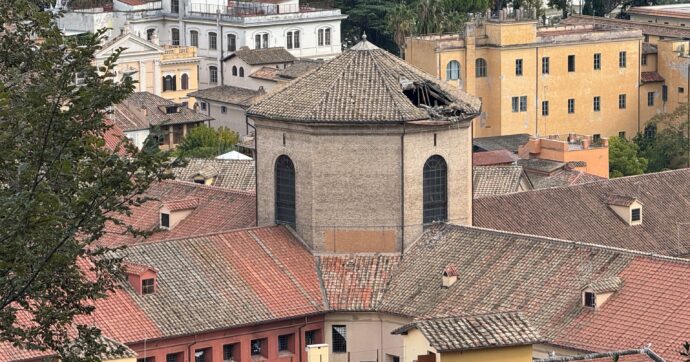 Roma, crolla una parte del tetto di Regina Coeli. I sindacati: “Le carceri cadono a pezzi, il governo ristabilisca la sicurezza”