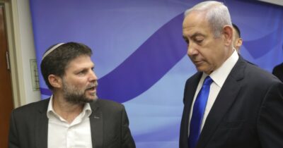 Copertina di “Voto contro l’accordo di pace per Gaza”: l’estrema destra del ministro israeliano Smotrich attacca il piano di Trump