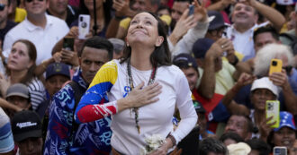 Nobel per la pace a Maria Corina Machado, l’oppositrice di Maduro in Venezuela