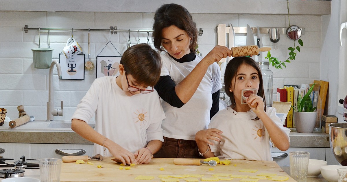 da ex malata oncologica porto i miei laboratori di pasta fatta a mano in ospedale per fare divertire i bimbi malati