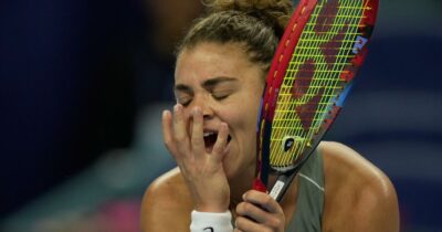 Copertina di Gauff batte Paolini: l’azzurra è fuori in semifinale a Wuhan dopo una partita folle (in negativo)
