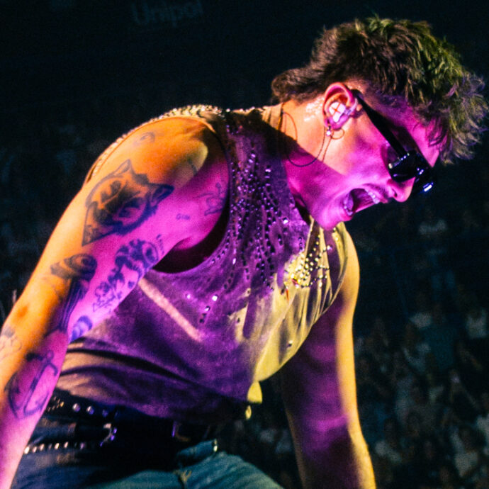 Olly trionfa nella classifica album e singoli 2025. Tutta vita” batte Sfera Ebbasta e Geolier. Giorgia è la prima tra le donne. È di Caparezza il disco fisico più venduto