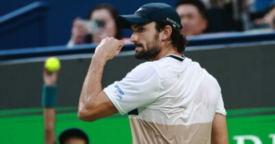 Copertina di Vacherot batte il cugino Rinderknech: il numero 204 del mondo vince a Shanghai la finale più incredibile. La sua storia