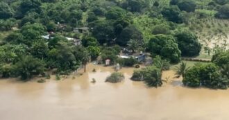 Copertina di Il Messico tra acqua e fango, vittime e sfollati per le inondazioni