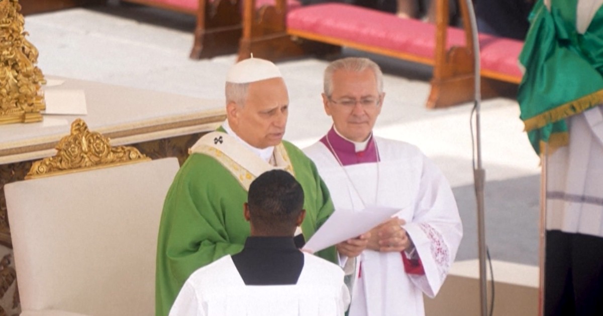 papa leone xiv negli ultimi giorni c8217232 una scintilla di speranza in terra santa