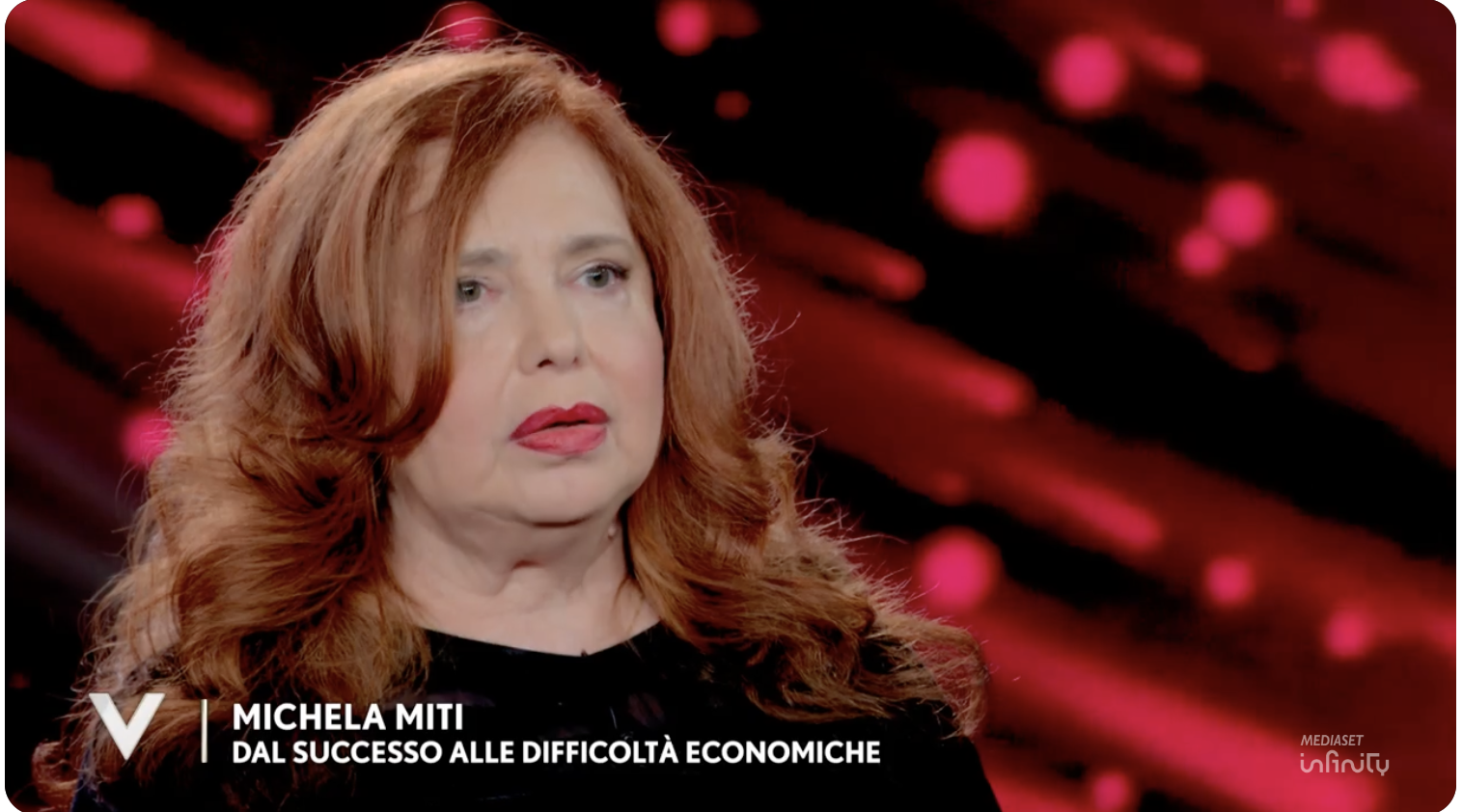 “Ho lo sfratto, tra 15 giorni devo lasciare la mia casa. Non ho più nulla, ho perso tutto: i soldi, il mio compagno, mia mamma”: Michela Miti in lacrime a Verissimo “Ho lo sfratto, tra 15 giorni devo lasciare la mia casa. Non ho più nulla, ho perso tutto: i soldi, il mio compagno, mia mamma”: Michela Miti in lacrime a Verissimo
