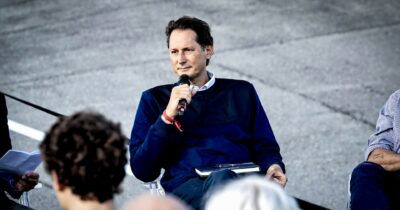 Copertina di Il giallo dei 3 Monet: la collezione Agnelli è degna di un Poirot