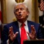 Copertina di New York Times: “Trump ha autorizzato la Cia a condurre operazioni segrete e letali contro Nicolás Maduro in Venezuela e nei Caraibi”