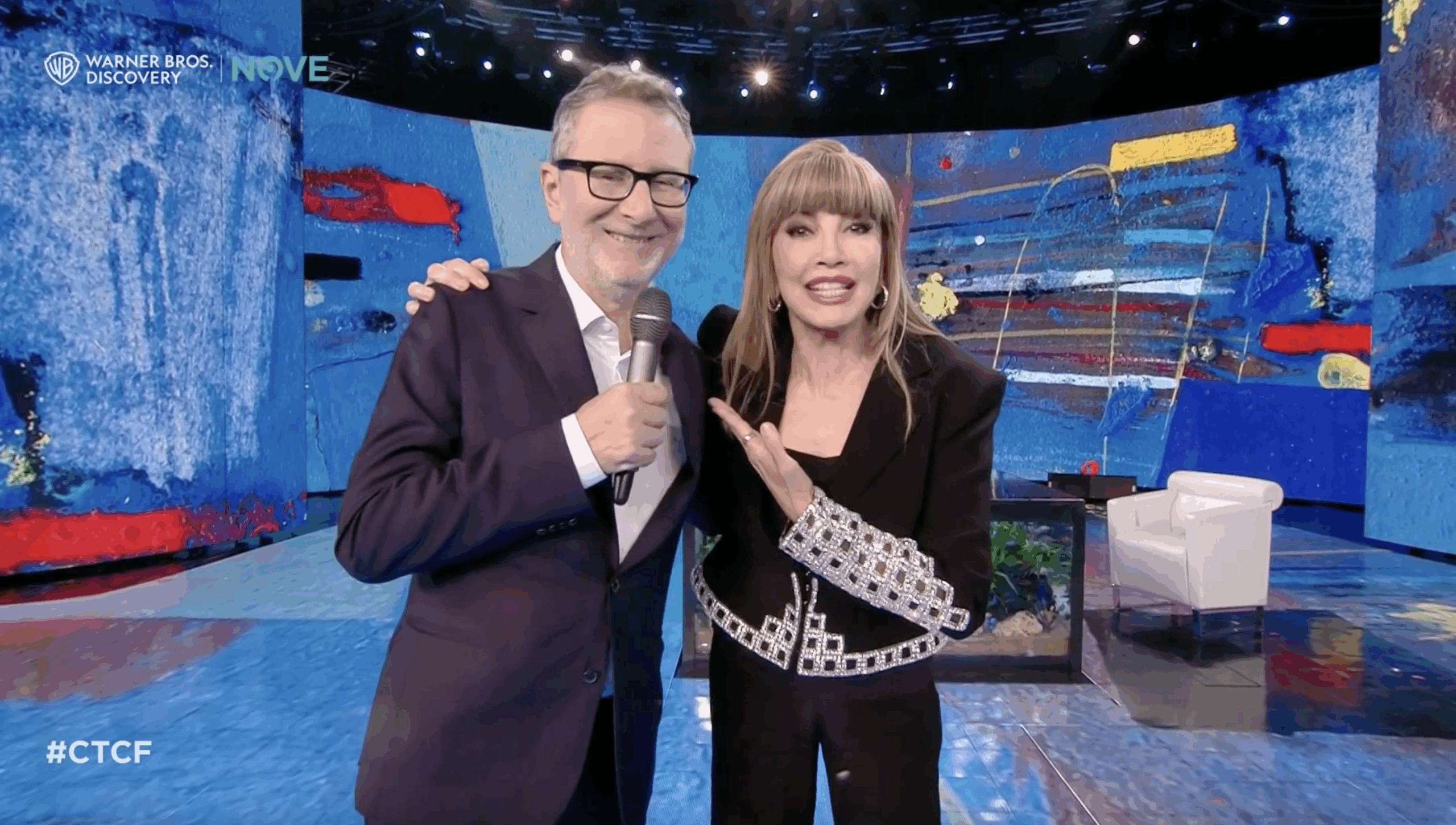 “Siete voi il programma più lungo della televisione italiana, cinque ore e mezza! Noi duriamo poco!”: Milly Carlucci scherza con Fabio Fazio a “Che Tempo Che Fa”