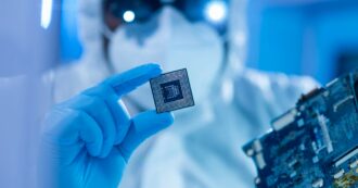 L’Olanda caccia  i cinesi e si prende l’azienda dei chip