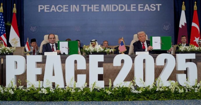 Tregua a Gaza, Netanyahu rimane a casa e Donald legittima Hamas: “Faccia la polizia a Gaza”