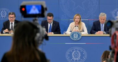 Copertina di Cinque ‘varchi’ e una domanda su questa manovra della sobrietà