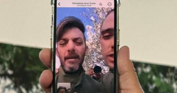 “Figlio mio, stai tornando a casa. Per la prima volta respiriamo”: gli ostaggi telefonano alle famiglie prima del rilascio