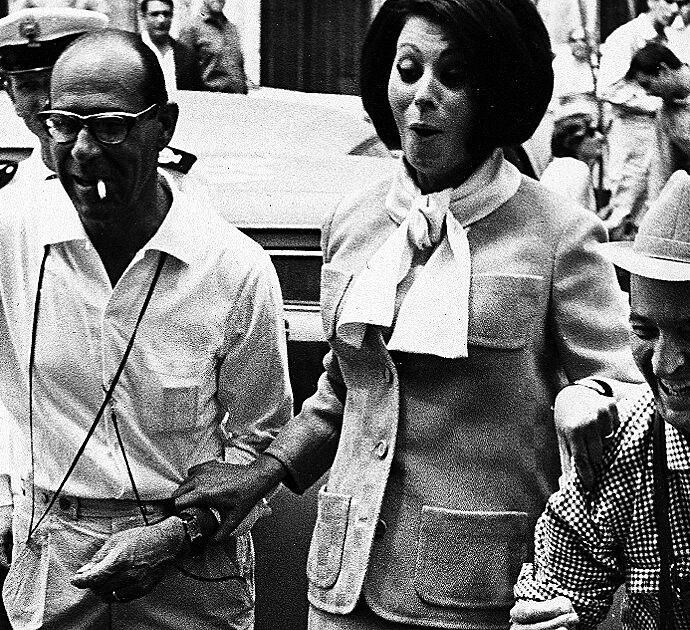 A cent’anni dalla nascita di Tazio Secchiaroli, la mostra Tazio100 ripercorre gli scatti più celebri del fotografo