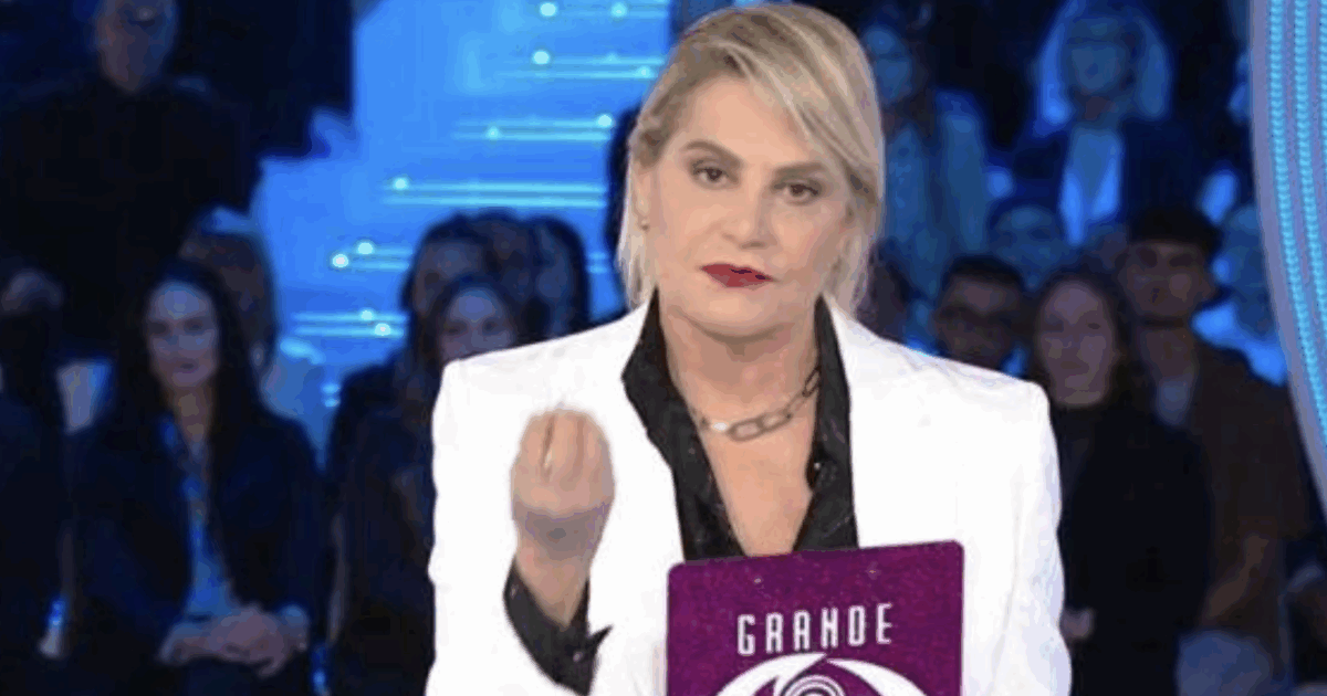 Numeri preoccupanti per il Grande Fratello di Simona Ventura: dal 20,4% della prima puntata al 14,4% di ieri sera. Il calo clamoroso condizionerà la durata del reality? Numeri preoccupanti per il Grande Fratello di Simona Ventura: dal 20,4% della prima puntata al 14,4% di ieri sera. Il calo clamoroso condizionerà la durata del reality?
