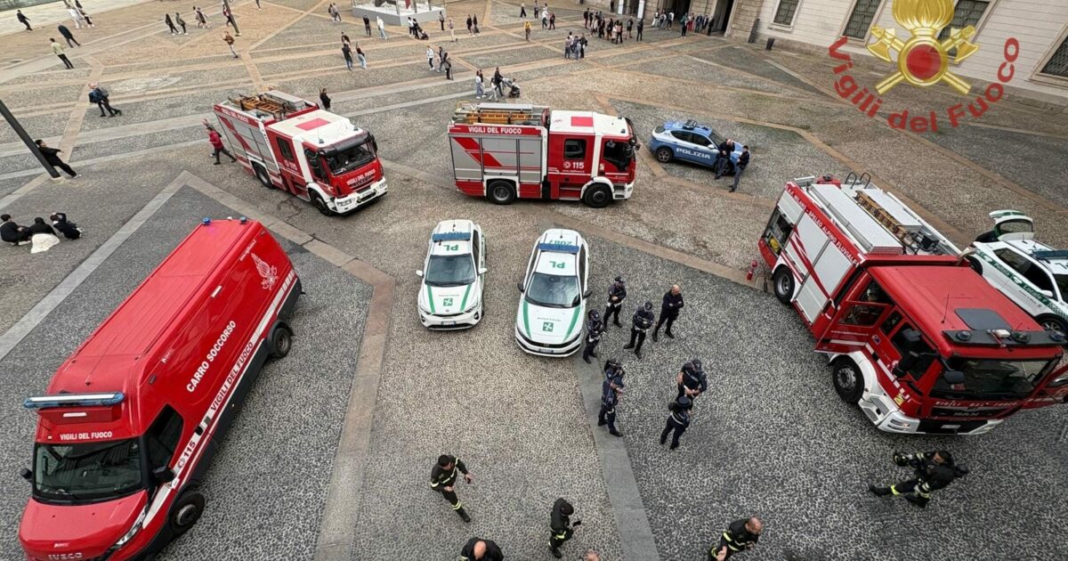 Milano, paura al museo del Novecento: scatta l’allarme per una fuga di gas dai sotterranei | Foto Milano, paura al museo del Novecento: scatta l’allarme per una fuga di gas dai sotterranei | Foto