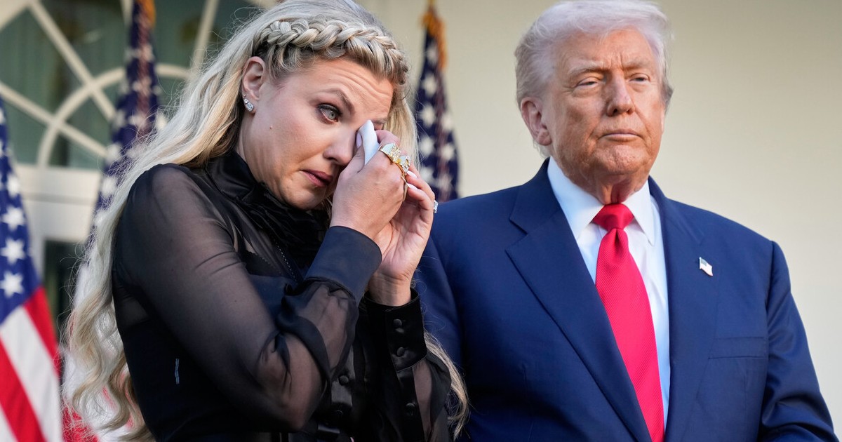 hanno deriso la morte di charlie kirk usa revocano il visto a sei stranieri trump ucciso da un atto demoniaco
