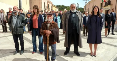 Copertina di La vita va così, la commedia sociale e umanissima di Riccardo Milani inaugura la Festa del Cinema di Roma