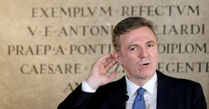 Cattaneo spiato, il faro del Copasir: verifiche su estero