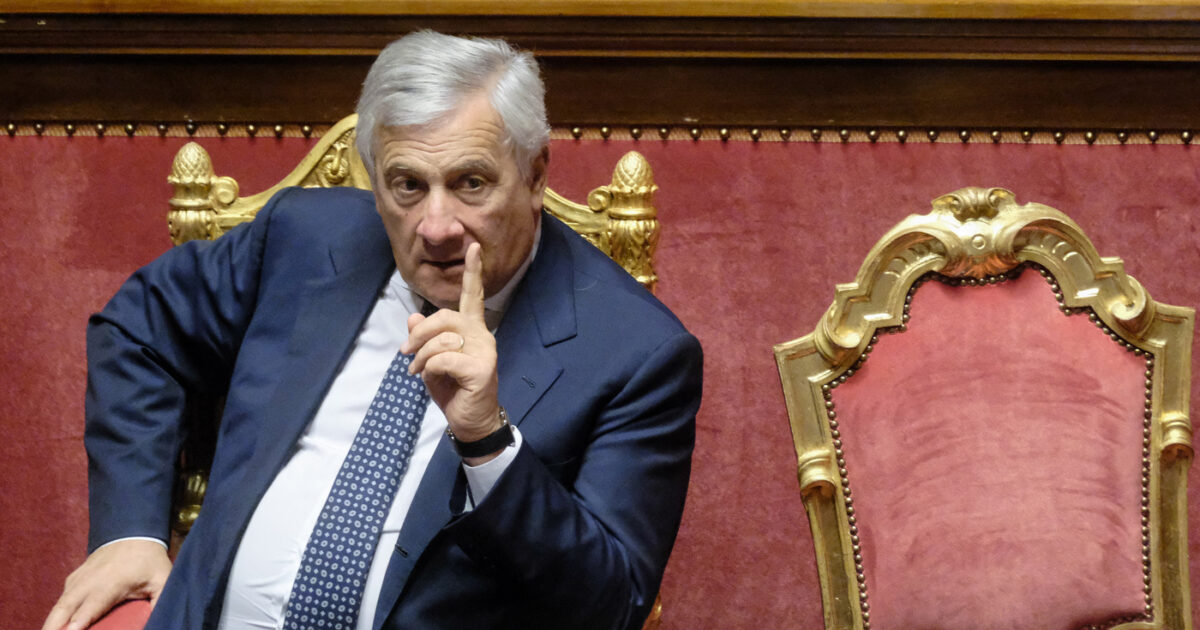 scontro nel governo sul contributo dalle banche a poche ore dal cdm tajani tassa su extraprofitti non ci sar224 232 da urss
