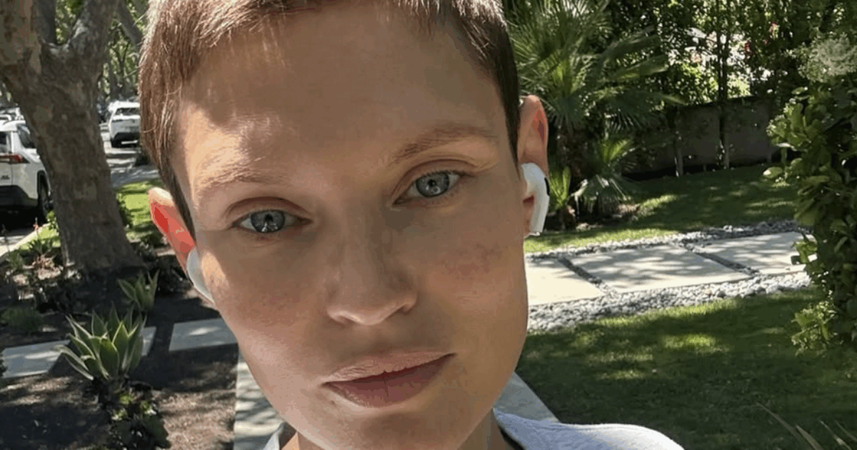 “Ho chiesto a Victoria’s Secret di sfilare per loro, mi hanno detto ‘no’. Va bene, il cancro mi ha insegnato che provarci non ti uccide mai, non ho rimpianti”: così Bianca Balti