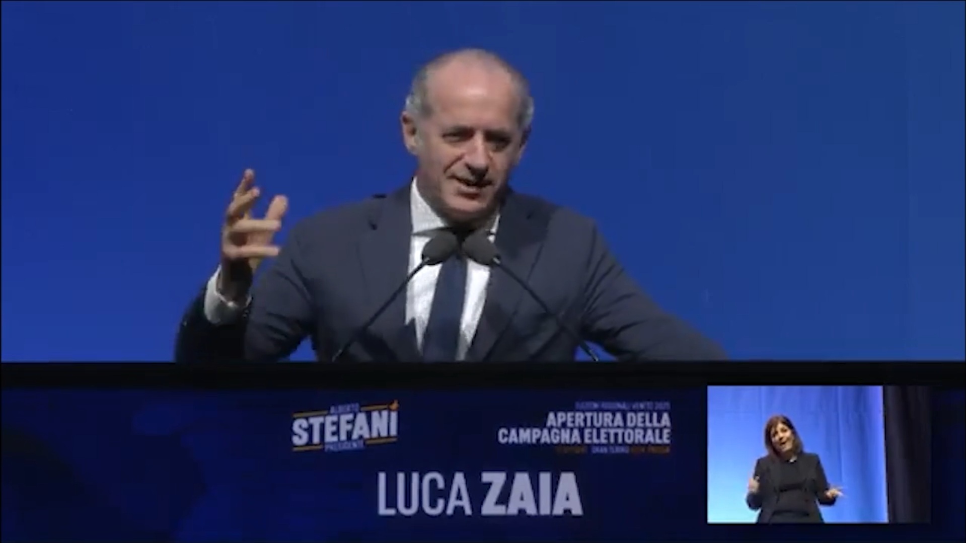 il contrattacco di zaia agli alleati avete capito che sono un problema e si candida in tutte le province ovazione dal pubblico