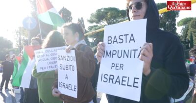 Copertina di Al convegno Fao sull’alimentazione c’è anche Israele, la protesta: “Assurdo, la carestia a Gaza è colpa loro” – Video