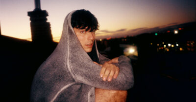 Copertina di “Da piccolo mi dicevano ‘non fare la ragazzina’ perché insicuro, da artista sono grato al mio lato femminile. La mia foto nudo? Provocazione libera”: così Trigno