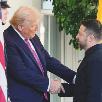 Copertina di Ucraina, Trump a Zelensky: “I Tomahawk servono a noi americani, questa guerra finirà prima”