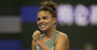 Copertina di Un’eroica Paolini vola in semifinale a Ningbo e “vede” le Finals: “Una delle partite più dure della mia vita. Lei meritava di vincere”