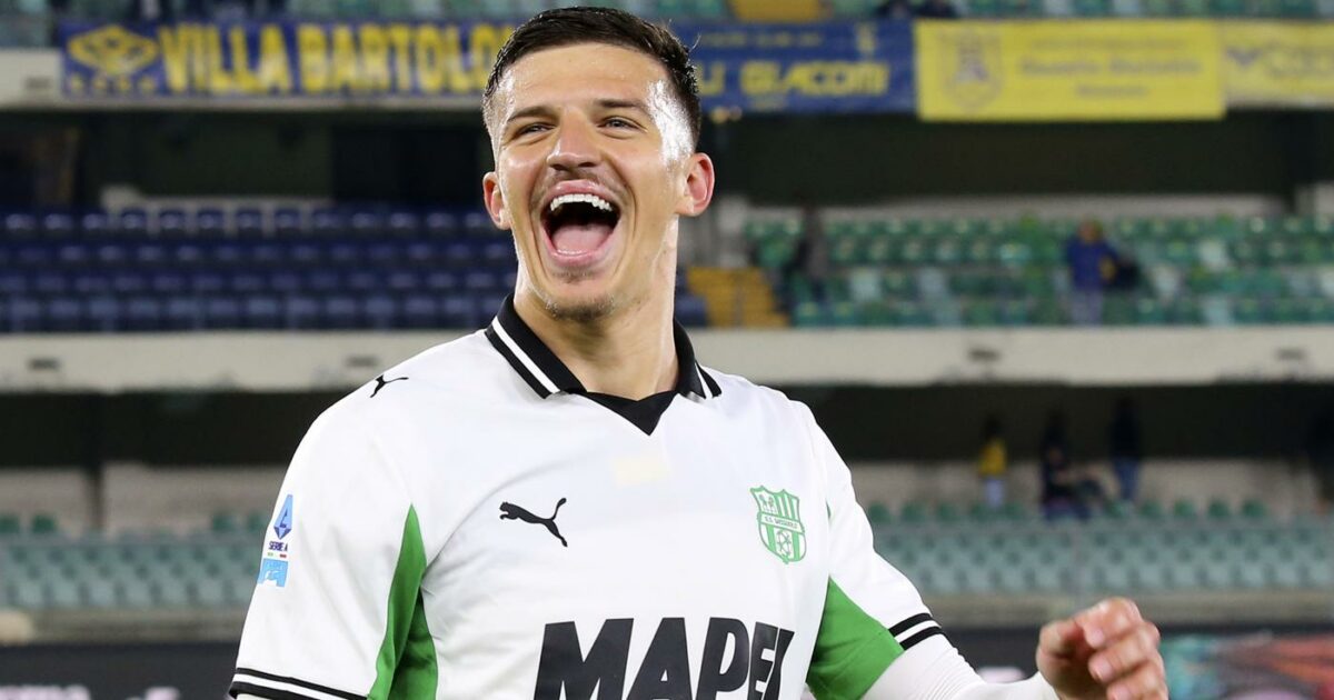 Muharemovi? incanta con Sassuolo e Bosnia: Inter e Juve pronte al duello sul mercato, ma i bianconeri lo pagherebbero la metà Muharemovi? incanta con Sassuolo e Bosnia: Inter e Juve pronte al duello sul mercato, ma i bianconeri lo pagherebbero la metà
