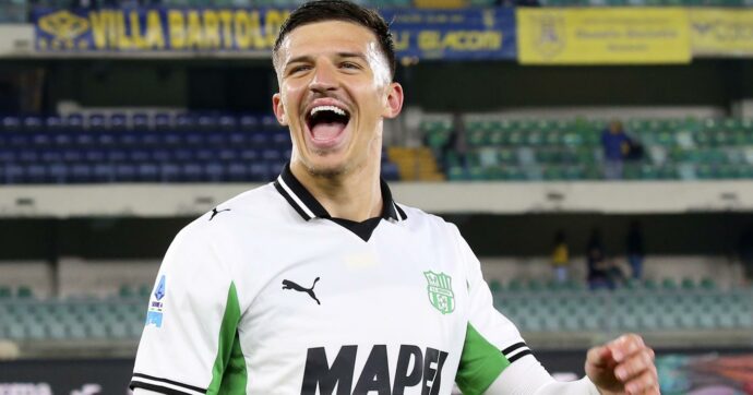 Muharemović incanta con Sassuolo e Bosnia: Inter e Juve pronte al duello sul mercato, ma i bianconeri lo pagherebbero la metà