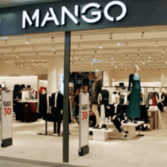 Svolta nelle indagini sulla morte del fondatore della catena Mango, Isak Andik: è il figlio Jonathan l’unico indagato per omicidio. Al momento dell’incidente fatale, i due stavano facendo un’escursione in montagna