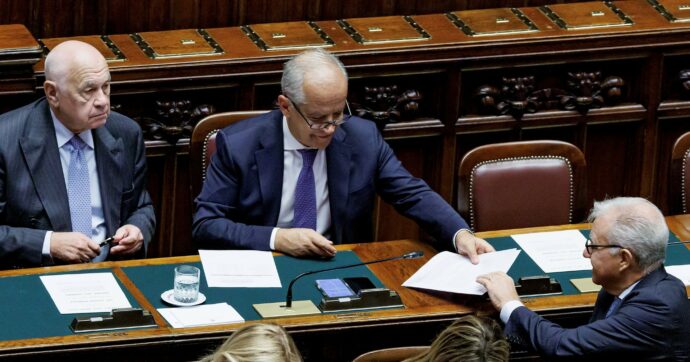 Denunciò Almasri, suoi legali contro la Camera